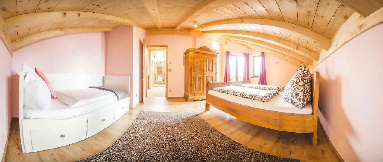 Downtown Suite Alpi Garmisch-Partenkirchen 0*,
